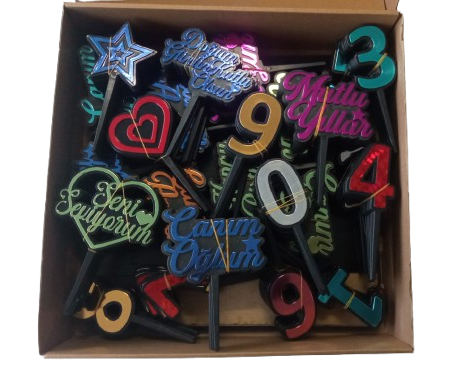 [Y101485] Buyuk Boy Renkli Baskili Pasta Susu 250 Adet