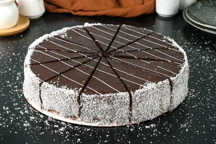 8011 - Çikolatalı Meyveli - Cake 2000gr 12st
